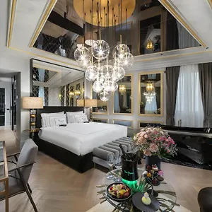 https://the-plein.italymilanhotels.net